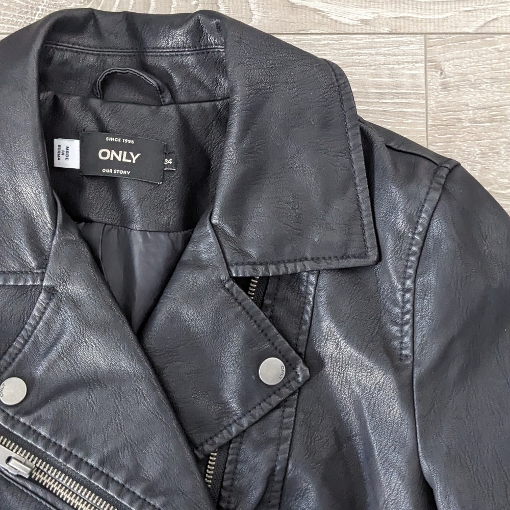 ONLY Women's Leather Jacket Size 34 - Picture 6 of 7
